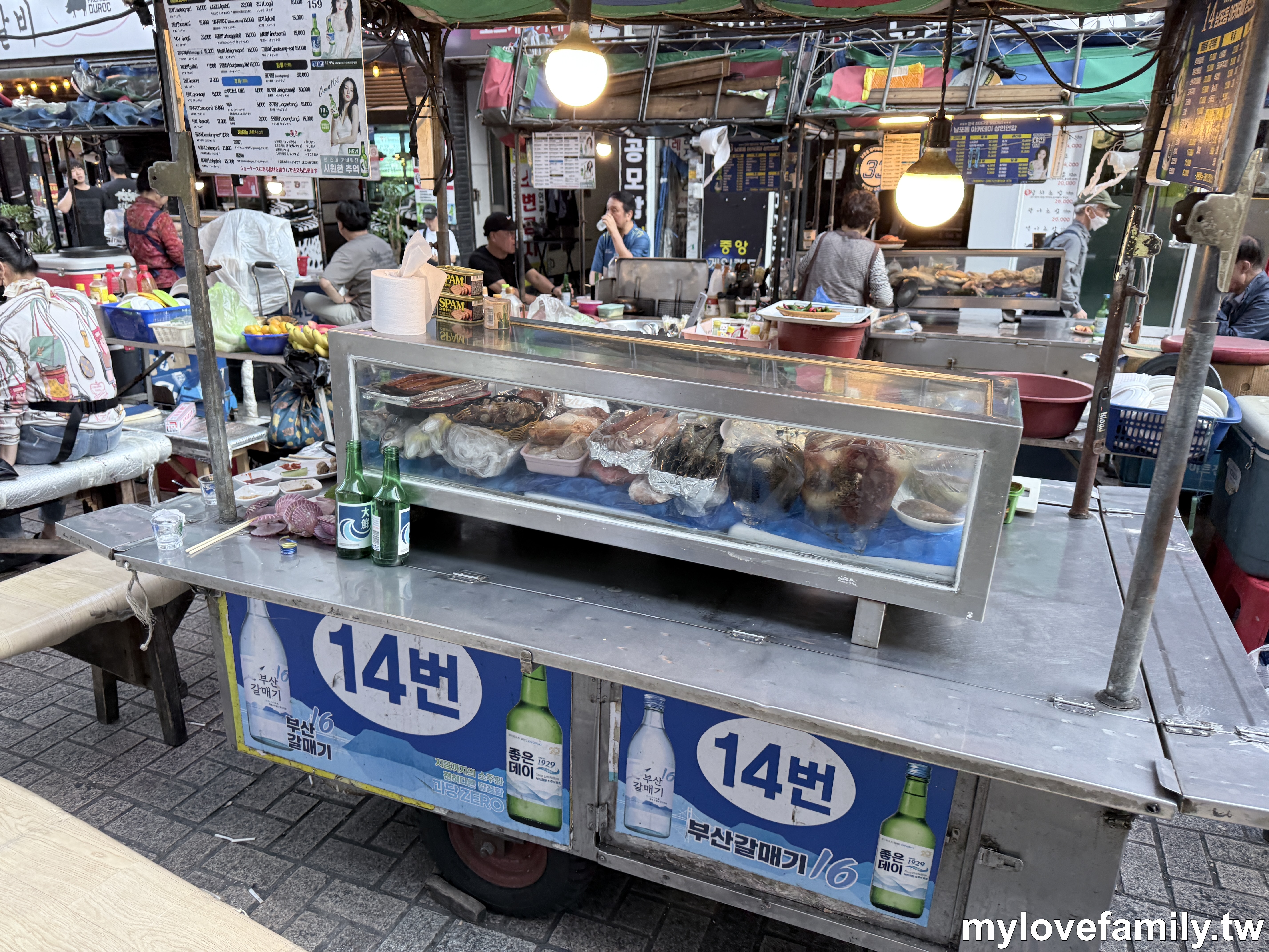 14號屋台生猛海鮮展示櫃